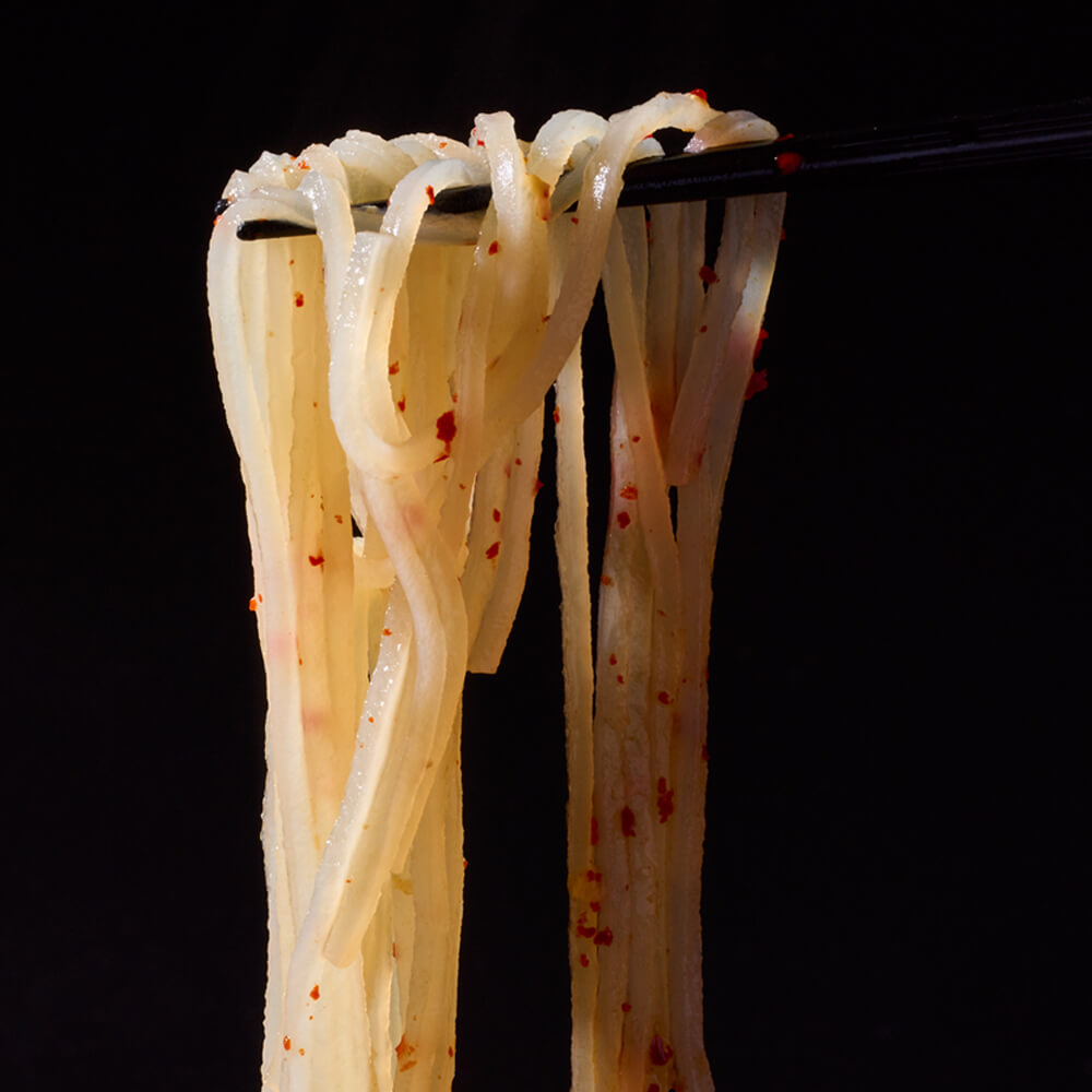辛麺 華火 秘伝スープ